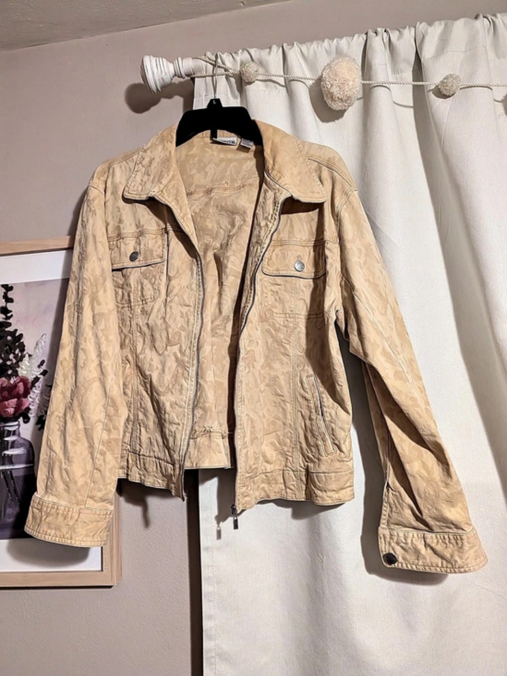 Chico's Jacquard Utility Jacket in Beige Size 3